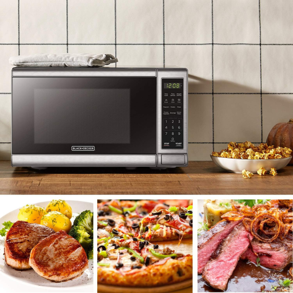 BLACK+DECKER 0.7 cubic-ft Microwave Black 700W Oven Countertop Child Lock